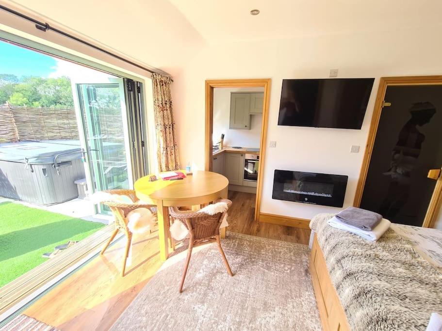 Norville Apartment *